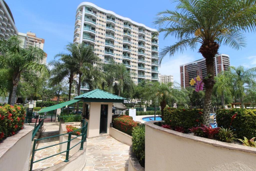 Barra Da Tijuca - 508 - De Frente Para Maravilhosa Piscina - Estacionamento Gratuito - Academia Comphania Atletica - Balsa Para Praia Gratis - Microondas - Geladeira Grande - Recepcao 24Horas - Wi-Fi - Com Pia Rio de Janeiro Extérieur photo