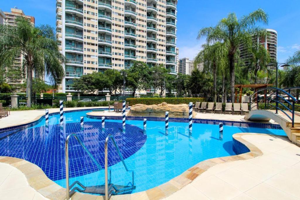 Barra Da Tijuca - 508 - De Frente Para Maravilhosa Piscina - Estacionamento Gratuito - Academia Comphania Atletica - Balsa Para Praia Gratis - Microondas - Geladeira Grande - Recepcao 24Horas - Wi-Fi - Com Pia Rio de Janeiro Extérieur photo