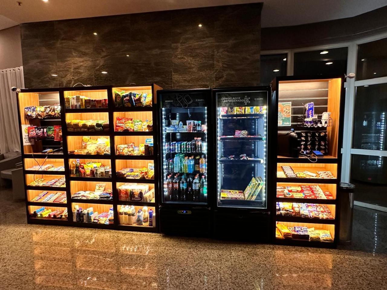 Barra Da Tijuca - 508 - De Frente Para Maravilhosa Piscina - Estacionamento Gratuito - Academia Comphania Atletica - Balsa Para Praia Gratis - Microondas - Geladeira Grande - Recepcao 24Horas - Wi-Fi - Com Pia Rio de Janeiro Extérieur photo