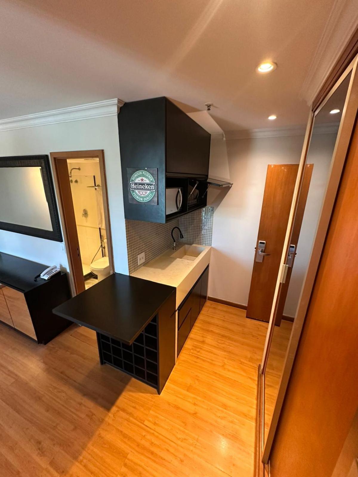 Barra Da Tijuca - 508 - De Frente Para Maravilhosa Piscina - Estacionamento Gratuito - Academia Comphania Atletica - Balsa Para Praia Gratis - Microondas - Geladeira Grande - Recepcao 24Horas - Wi-Fi - Com Pia Rio de Janeiro Extérieur photo