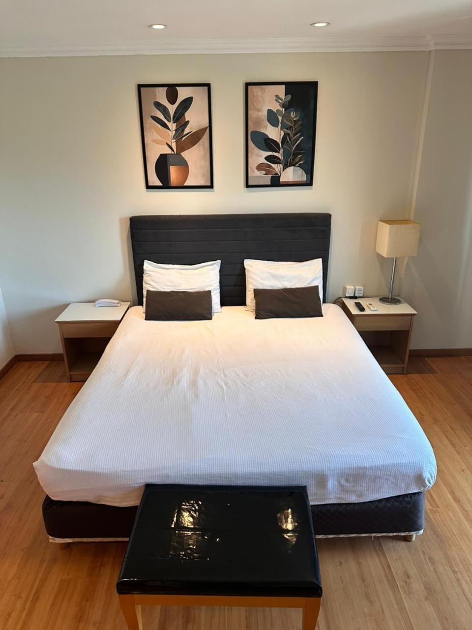 Barra Da Tijuca - 508 - De Frente Para Maravilhosa Piscina - Estacionamento Gratuito - Academia Comphania Atletica - Balsa Para Praia Gratis - Microondas - Geladeira Grande - Recepcao 24Horas - Wi-Fi - Com Pia Rio de Janeiro Extérieur photo