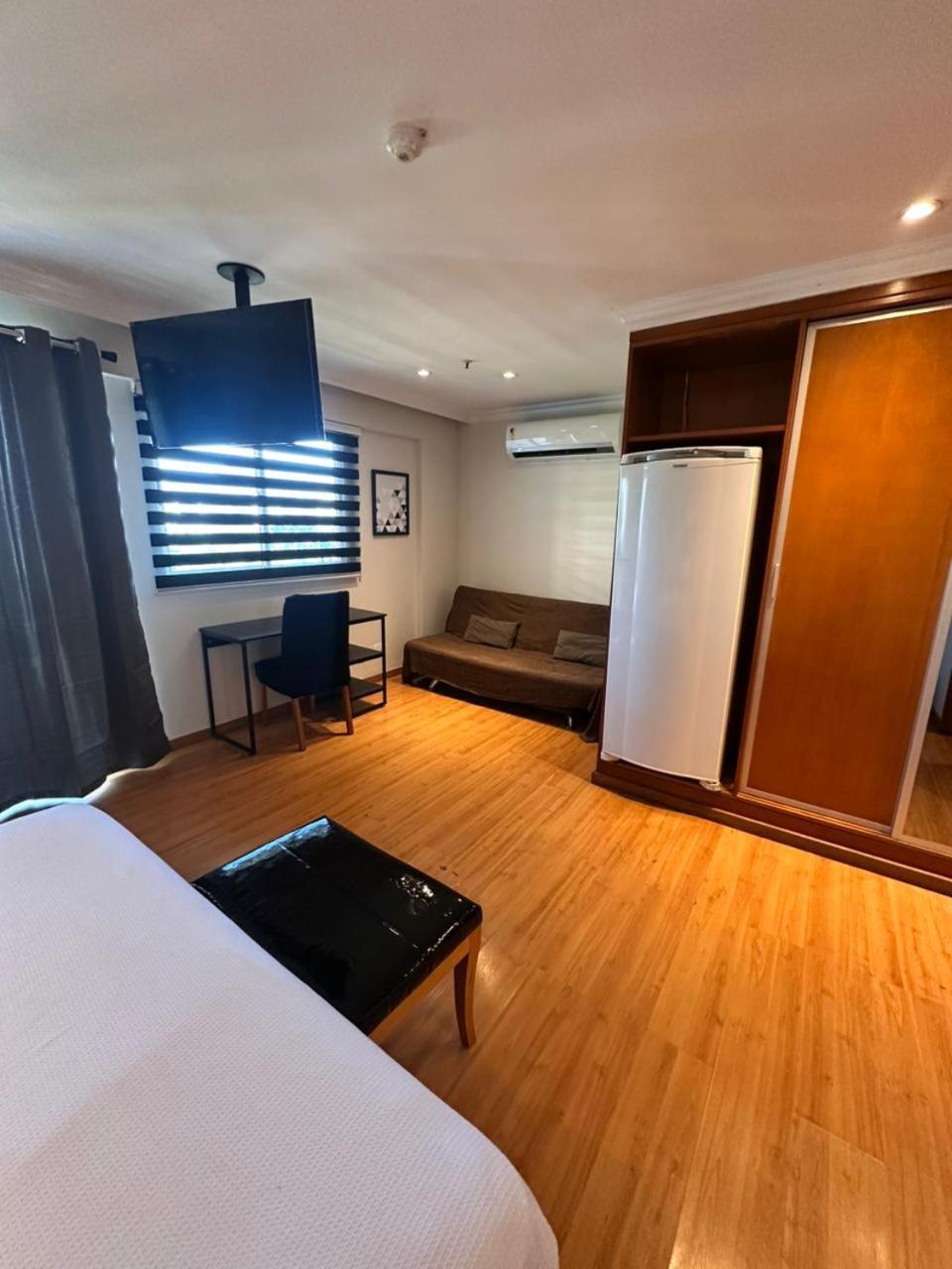 Barra Da Tijuca - 508 - De Frente Para Maravilhosa Piscina - Estacionamento Gratuito - Academia Comphania Atletica - Balsa Para Praia Gratis - Microondas - Geladeira Grande - Recepcao 24Horas - Wi-Fi - Com Pia Rio de Janeiro Extérieur photo